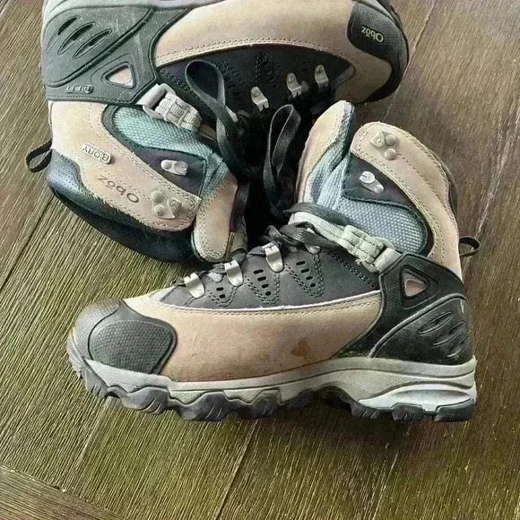 Oboz Beartooth hiking boots size *8.5* - Picture 4 of 6